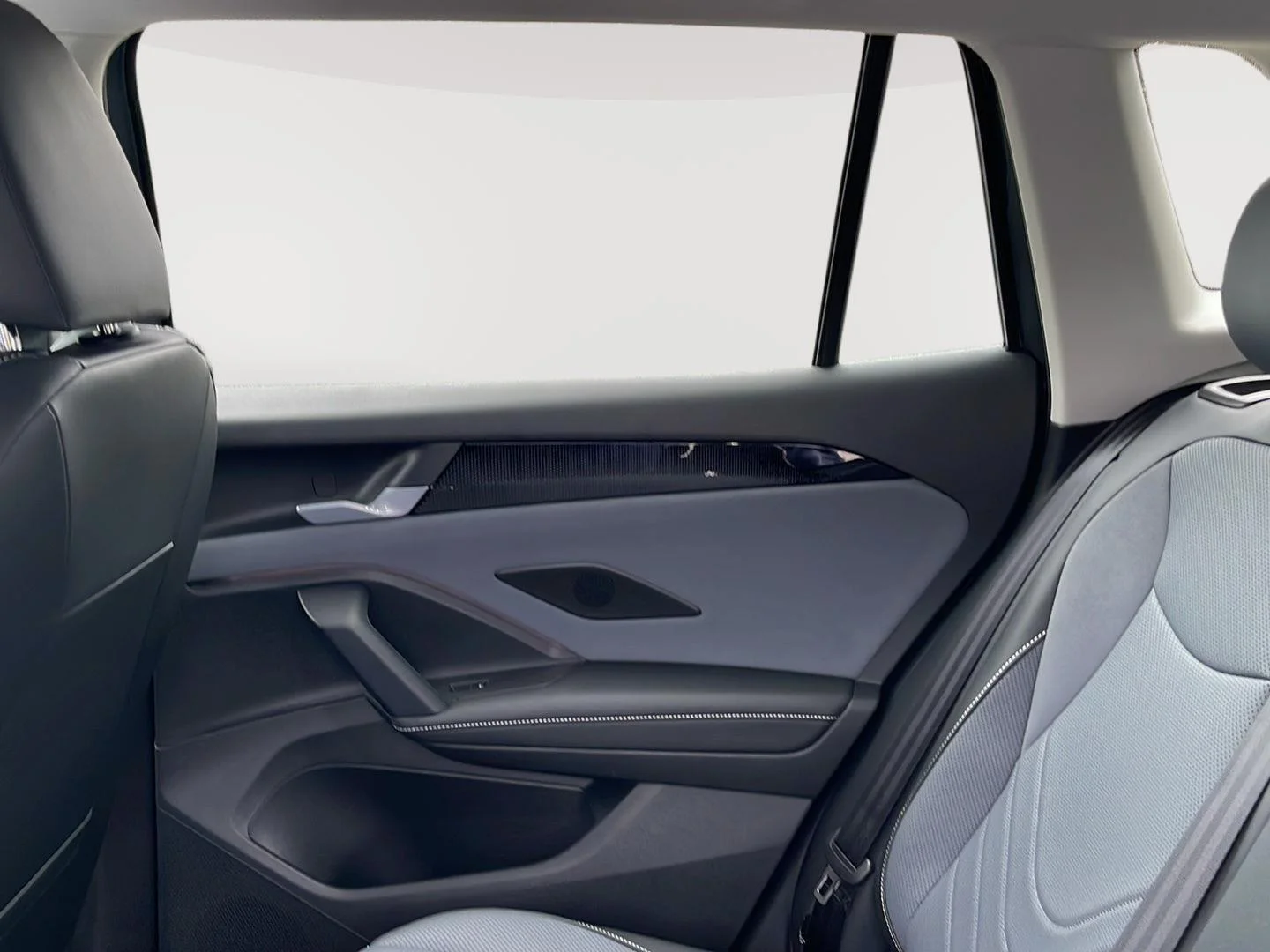 New 2026 Platinum Gray Metallic Volkswagen SE image 11