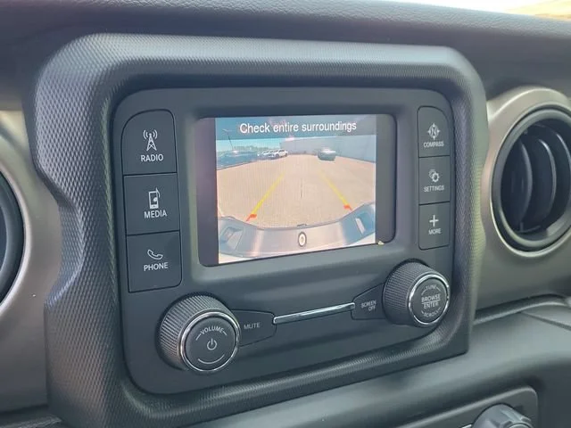 2021 Jeep Gladiator Sport - Photo 32