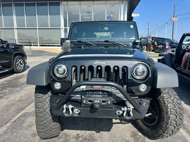 Used 2015 Black Jeep Unlimited Rubicon image 5