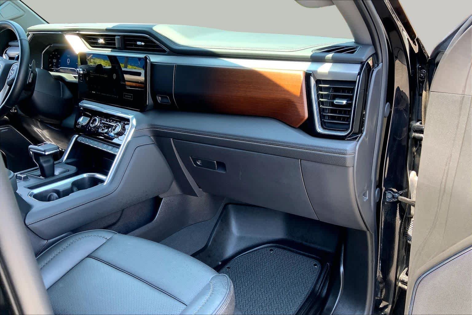 Used 2024 Onyx Black GMC Denali image 19