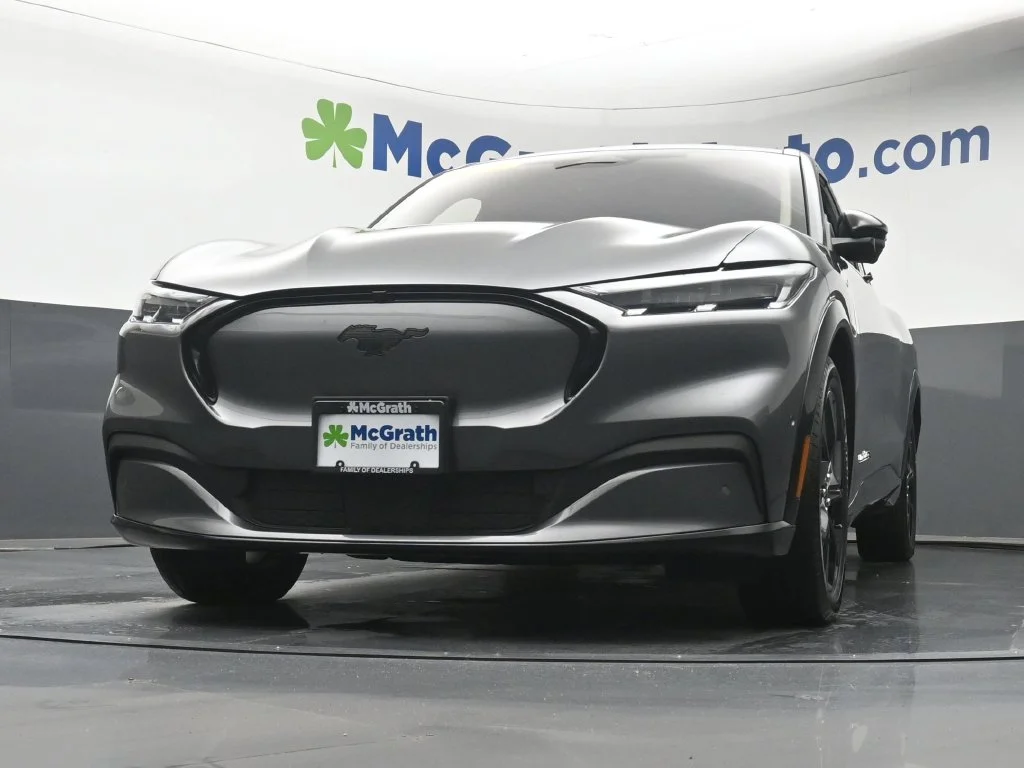 Used 2023 Gray Ford Premium image 7