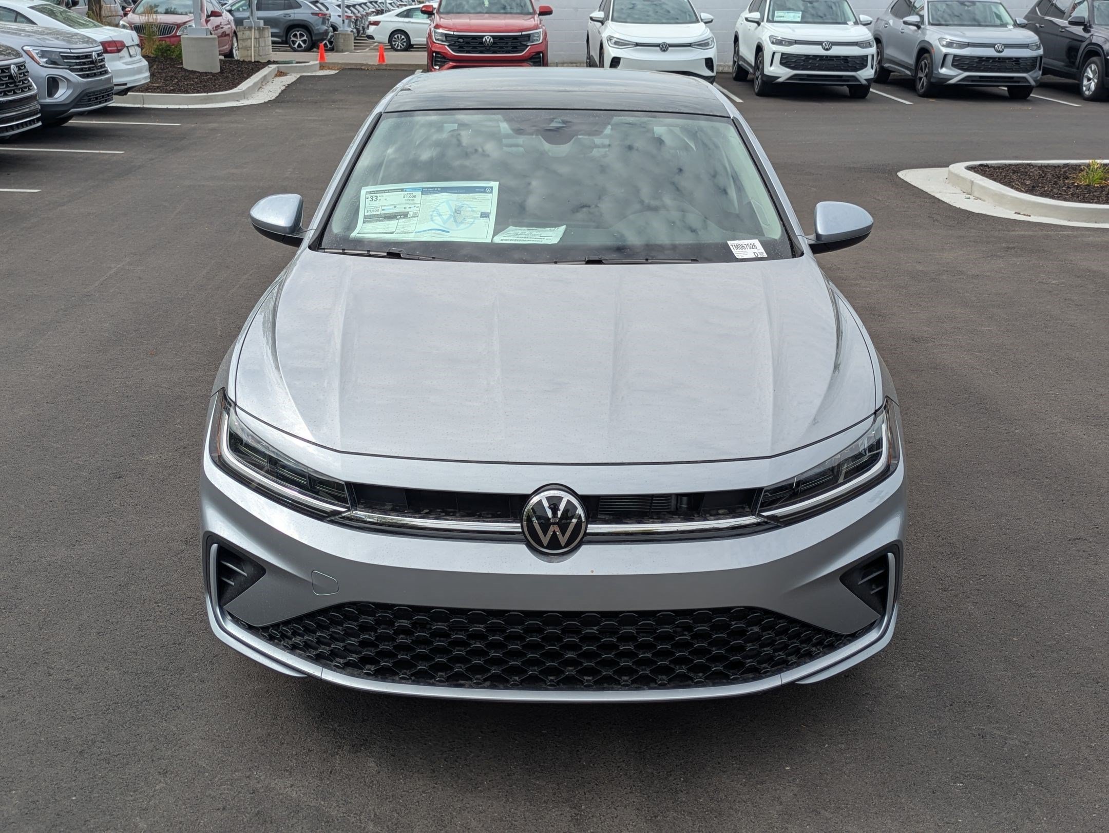 New 2026 Pyrite Silver Metallic Volkswagen SE image 9