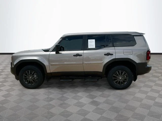 Certified Used 2024  Toyota 1958 image 4