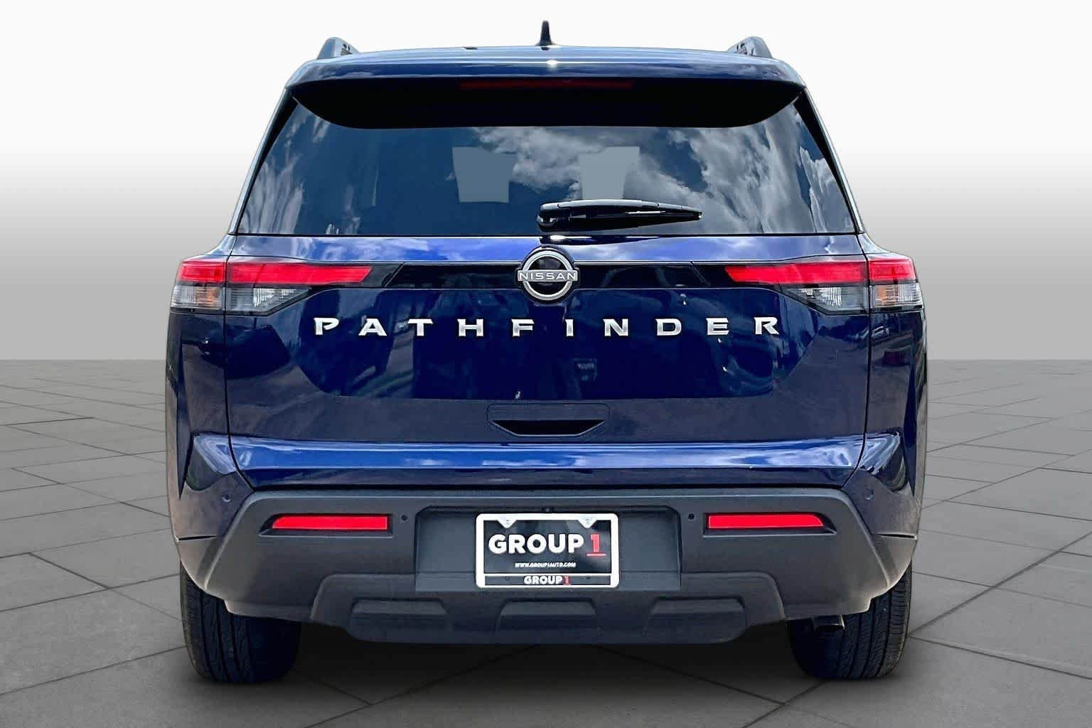 Used 2025 Deep Ocean Blue Pearl Nissan SV image 5