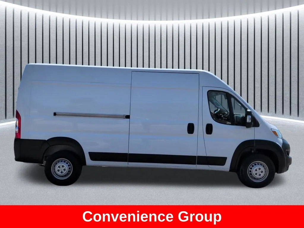 Used 2025 White Ram High Roof image 4