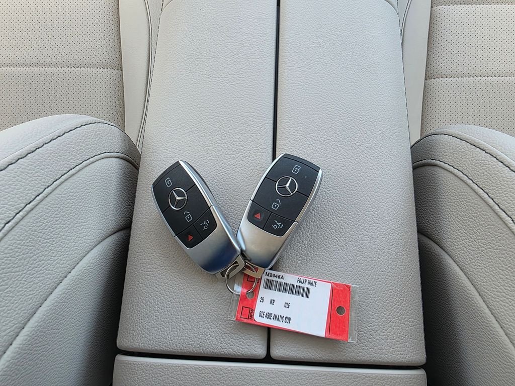 Certified Used 2025 White Mercedes-Benz GLE 450e image 23