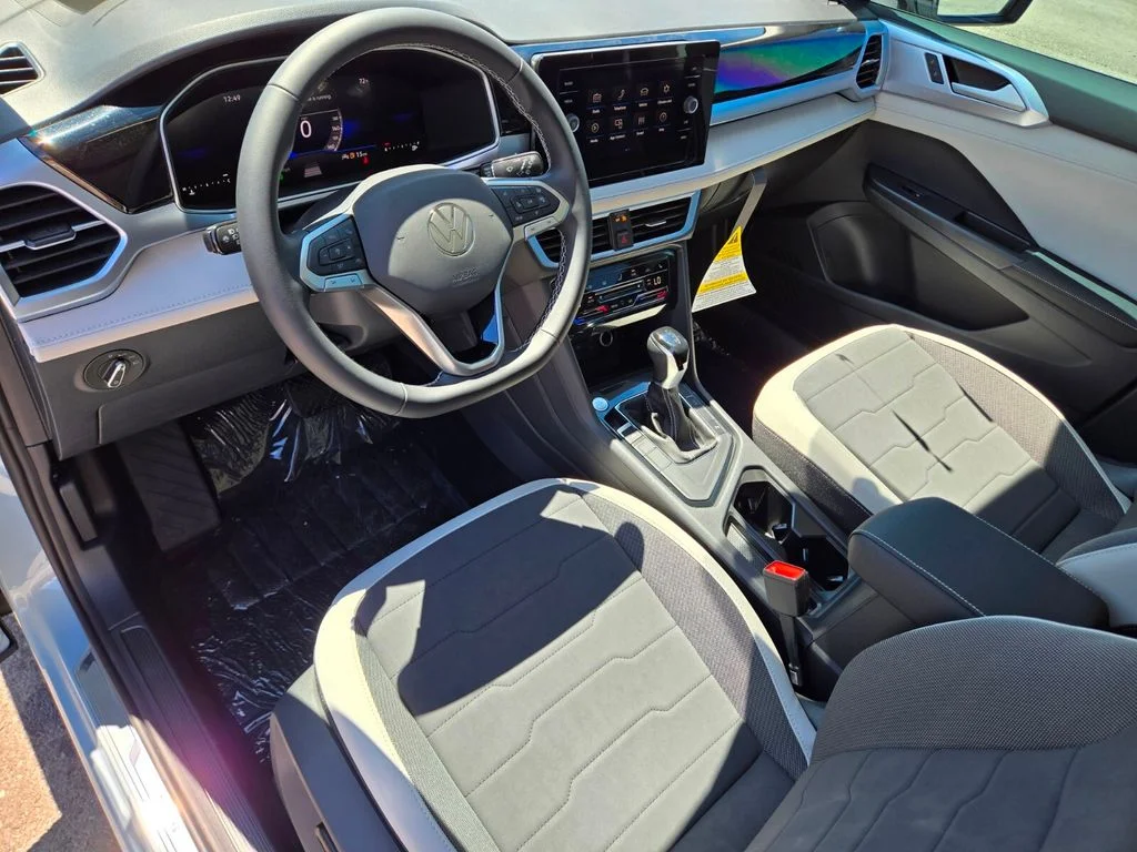 New 2026 Gray Volkswagen 1.5T SE image 9
