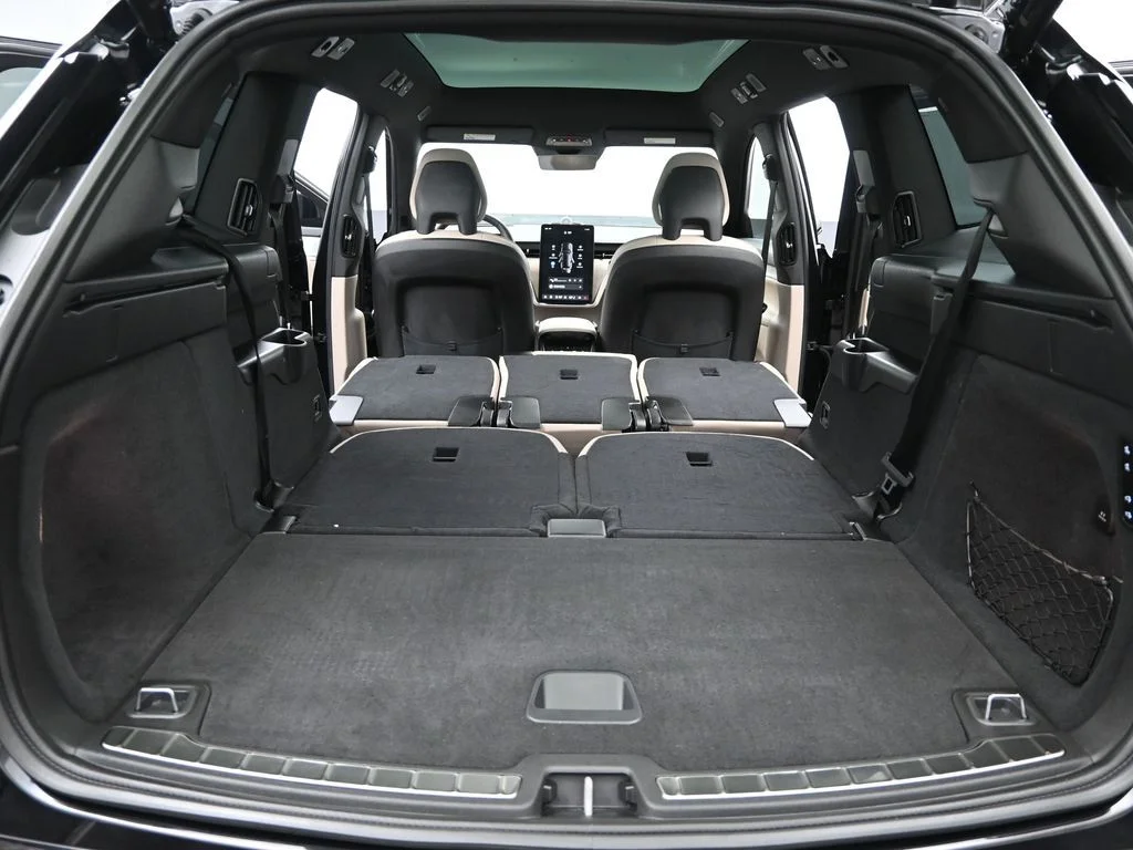 2025 Volvo EX90 Ultra - Photo 22