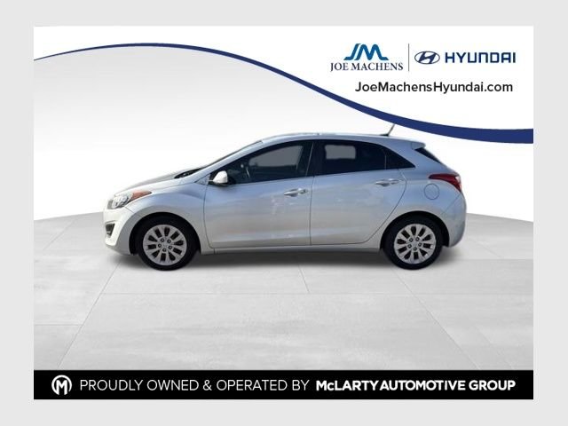 2016 Hyundai Elantra GT 2.0L 6-Speed A/T's photo