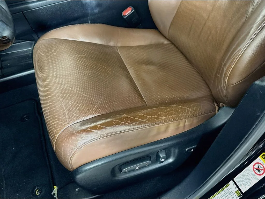 Used 2015 Obsidian Lexus Base image 23