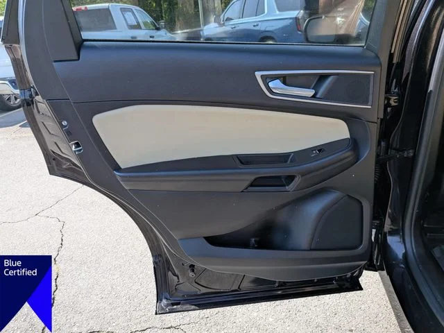 Used 2022 Black Ford SEL image 24