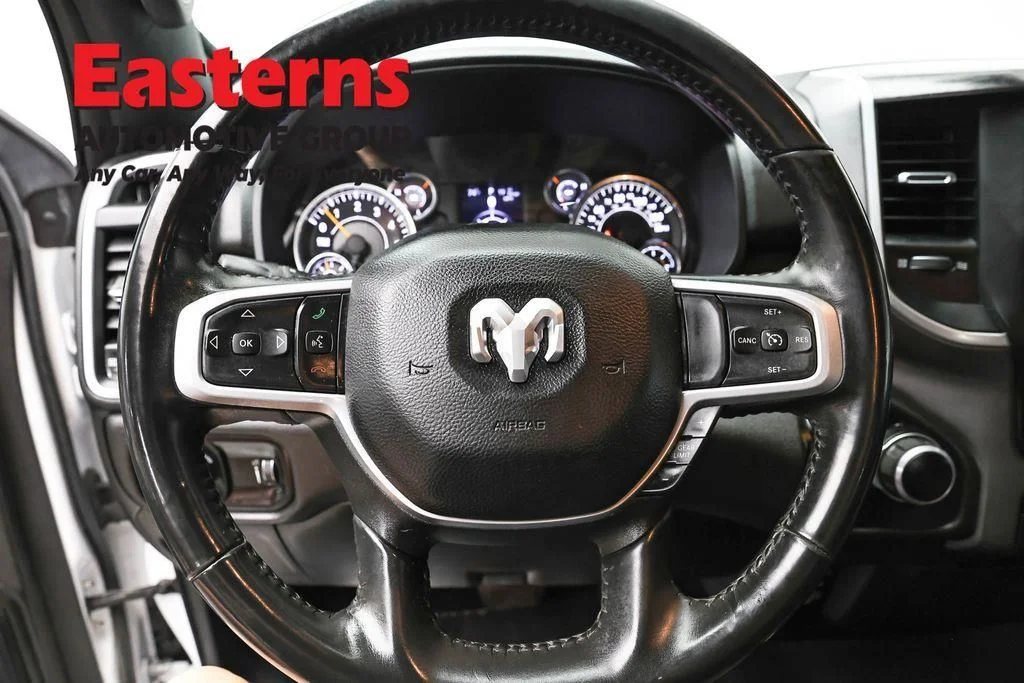 Used 2022 White Ram Big Horn/Lone Star image 12