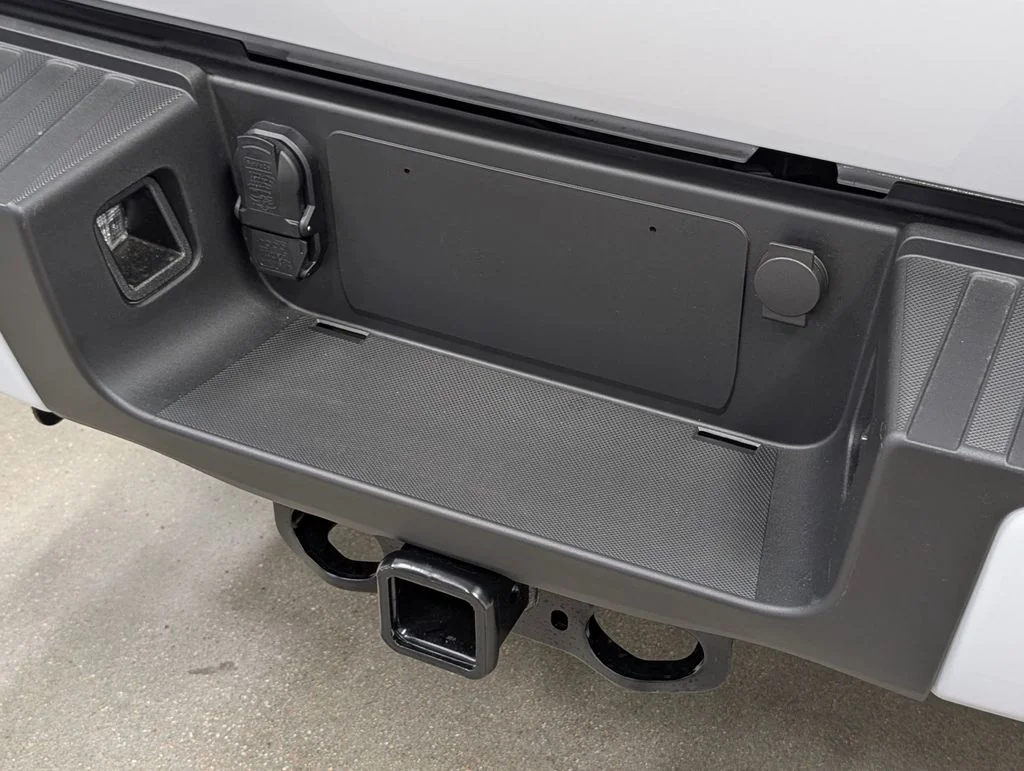 New 2026 Oxford White Ford F-250® XL image 26