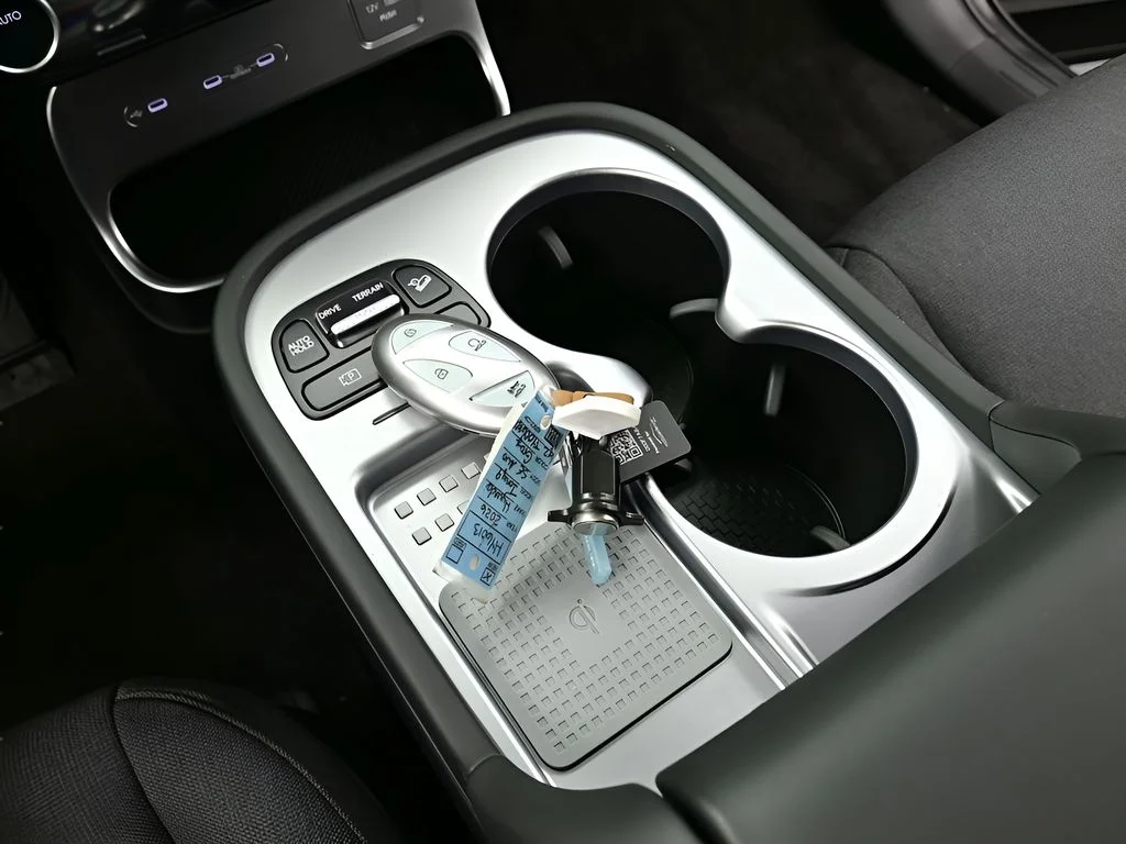 New 2026 Cyber Gray Hyundai SE image 19