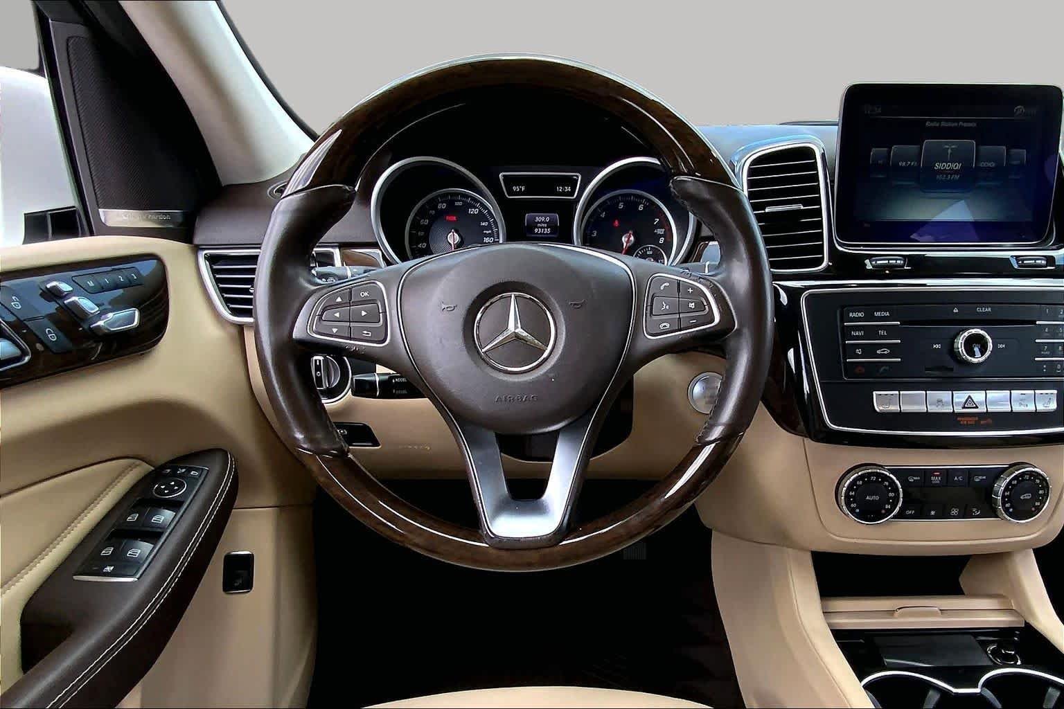 Used 2016 Polar White Mercedes-Benz GLE 350 image 6