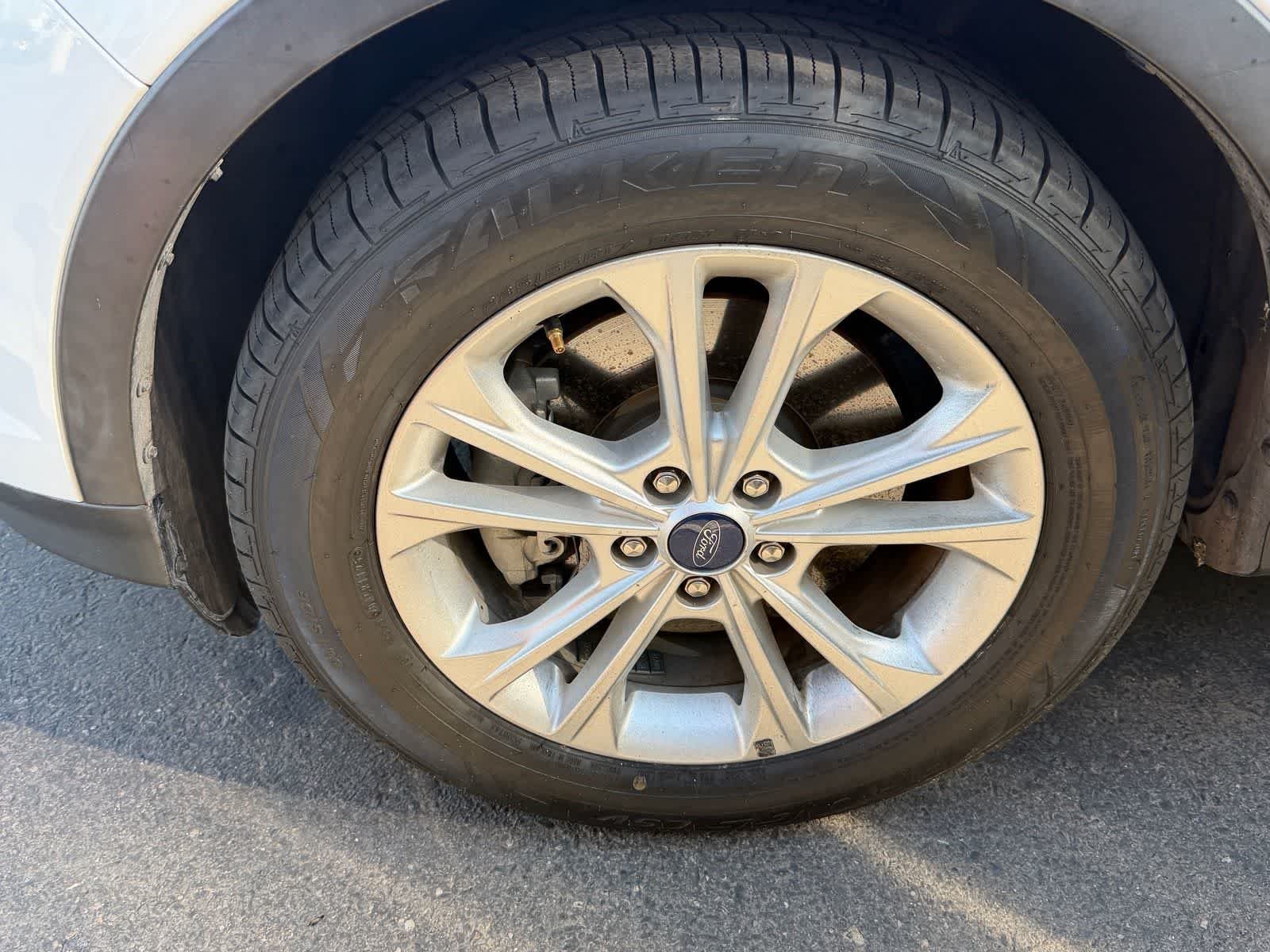 Used 2018 Oxford White Ford SE image 5