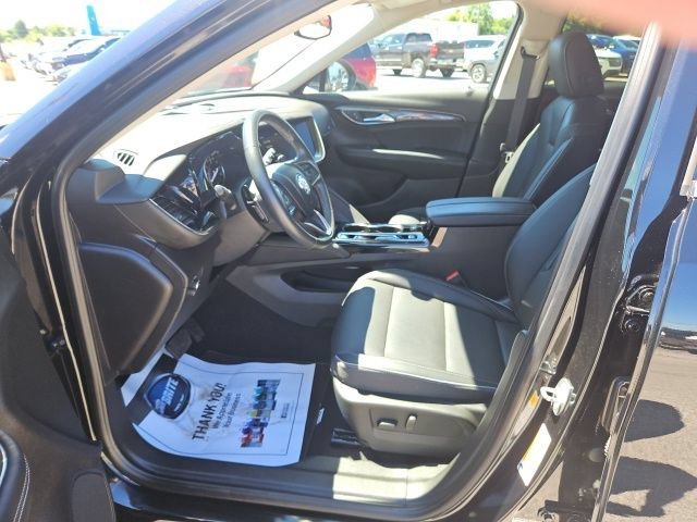 Used 2023 Ebony Twilight Metallic Buick Essence image 20