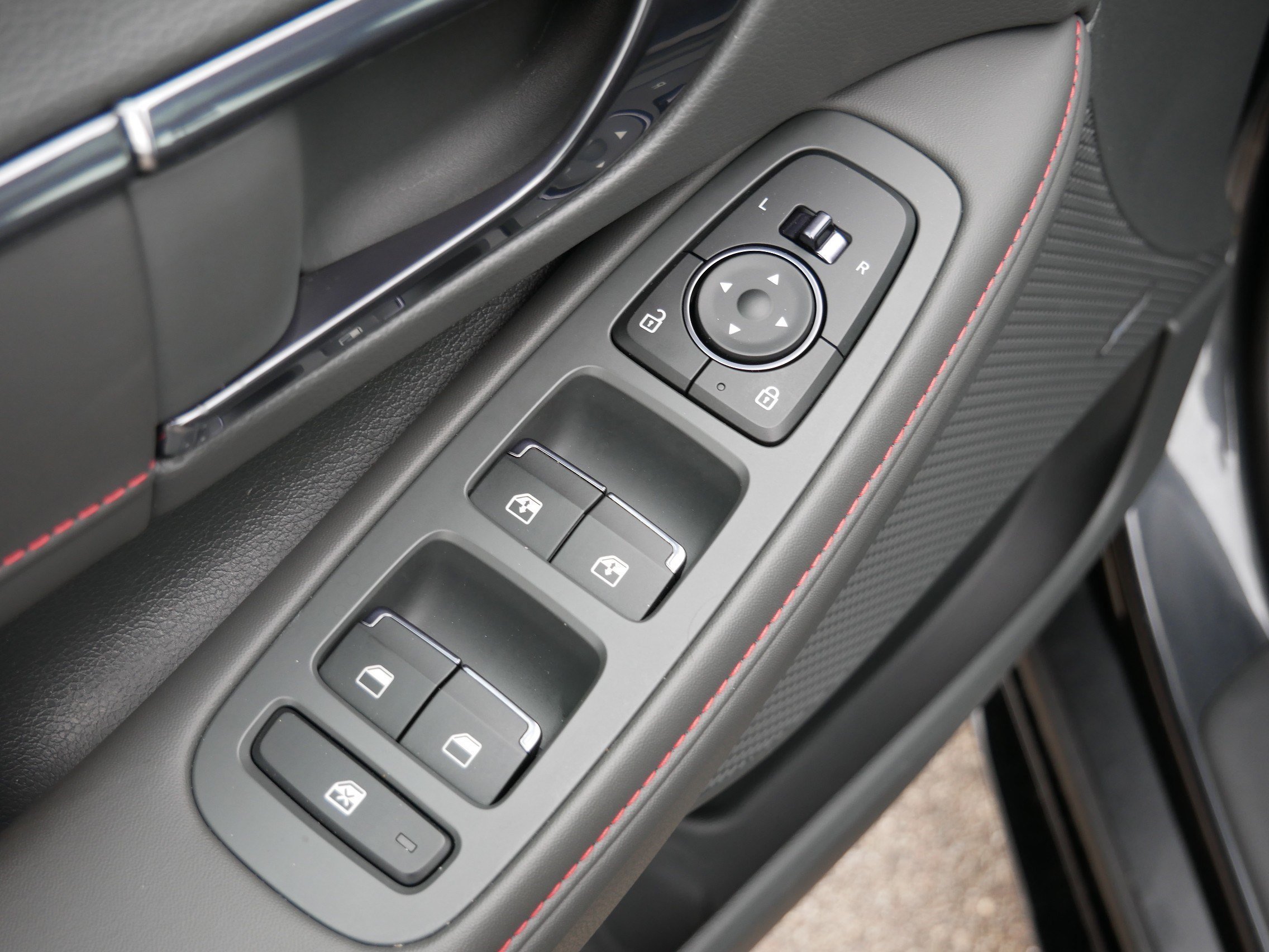 2023 Hyundai Sonata N Line - Photo 19