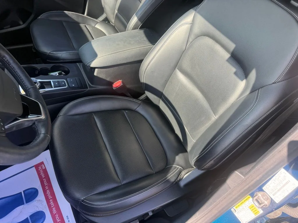 Used 2020 Green Metallic Ford SEL image 18