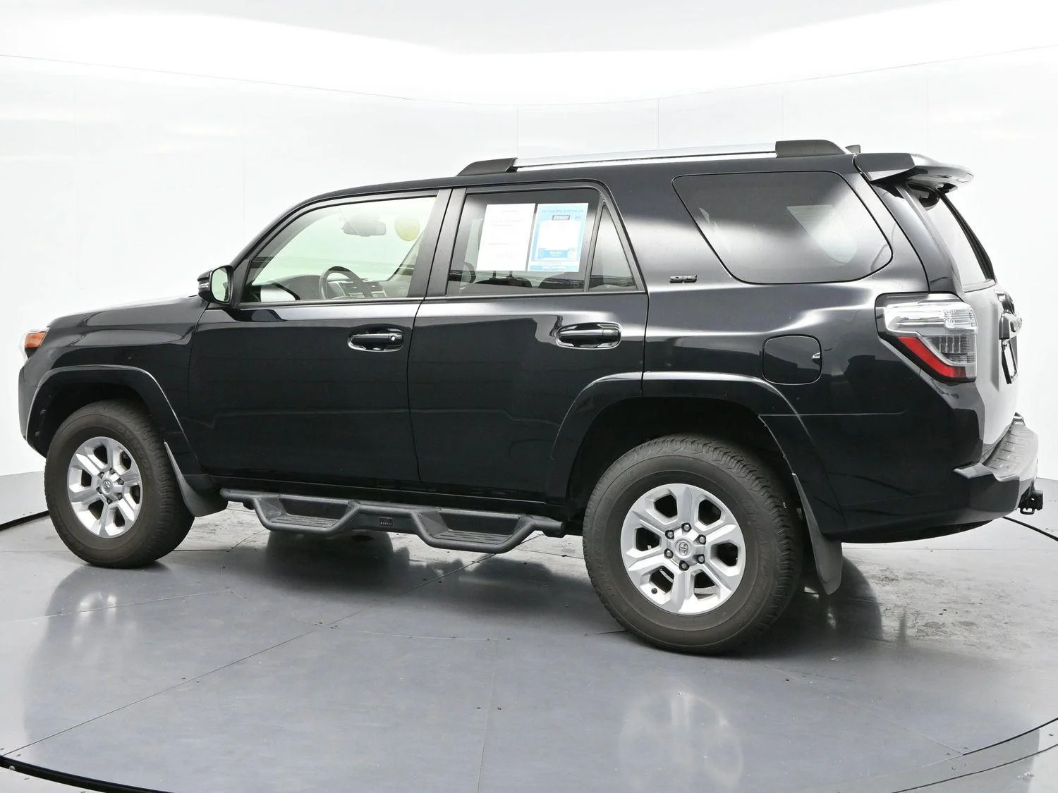 Used 2023 Midnight Black Metallic Toyota SR5 Premium image 4