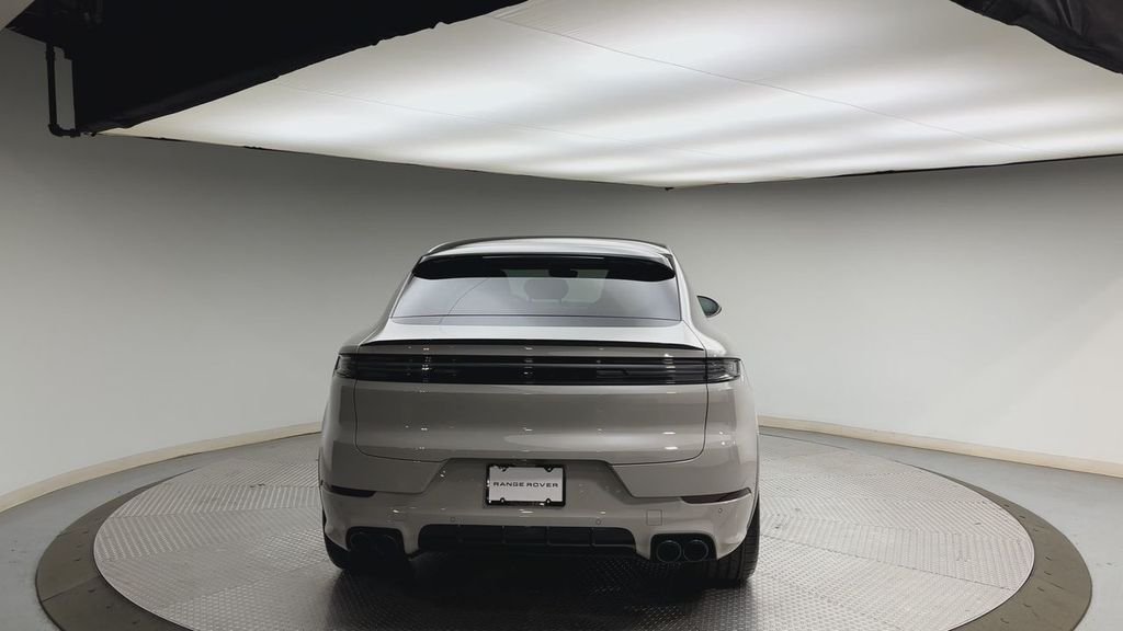 Used 2025  Porsche S image 3