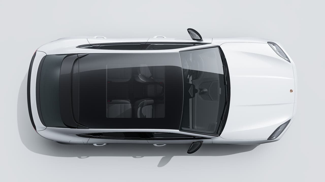 New 2026 Carrara White Metallic Porsche Coupe image 5
