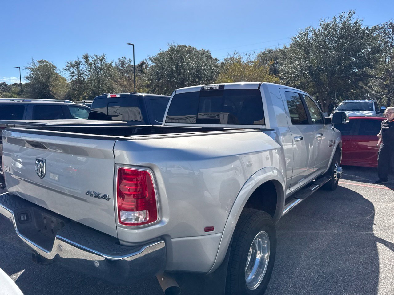 Used 2017 Silver Ram Laramie image 9