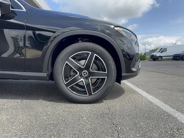 New 2026 Black Mercedes-Benz GLC 300 4MATIC® image 26