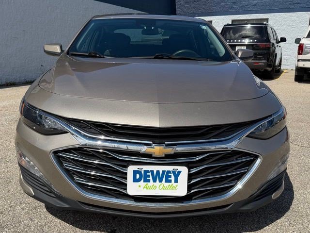 Used 2024 Mineral Gray Metallic Chevrolet LT image 8