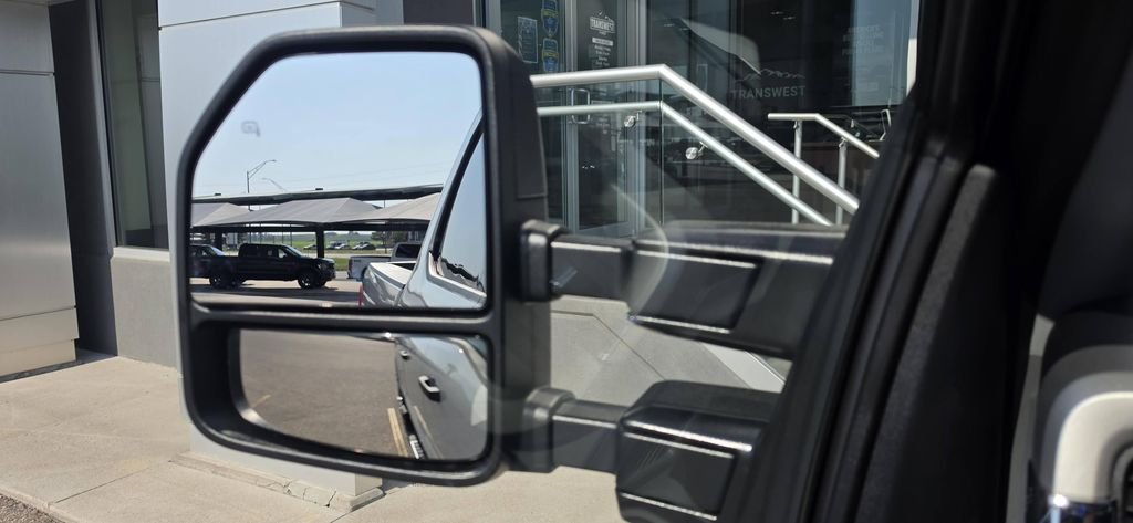 New 2026 Avalanche Ford F-350® XLT image 11