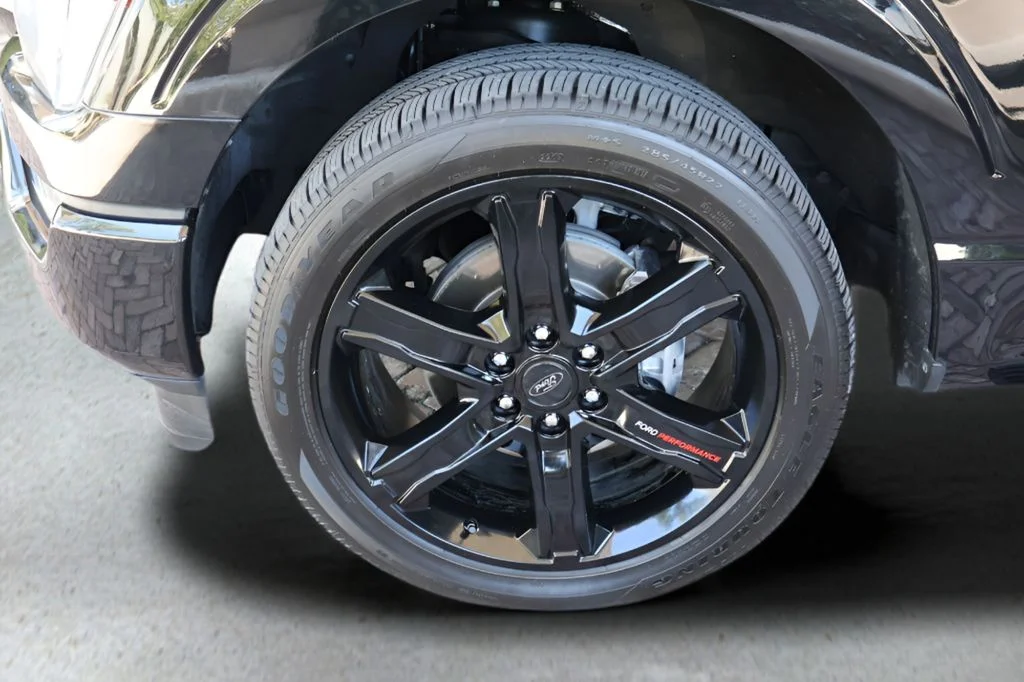 Used 2021 Black Ford Lariat image 29
