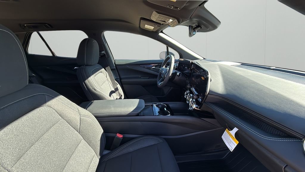 2026 Chevrolet Blazer EV LT - Photo 36