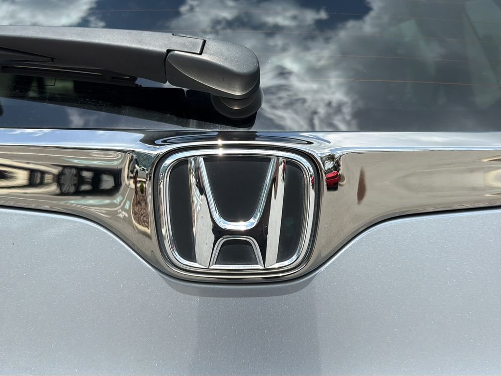 Used 2022 Silver Honda EX image 51