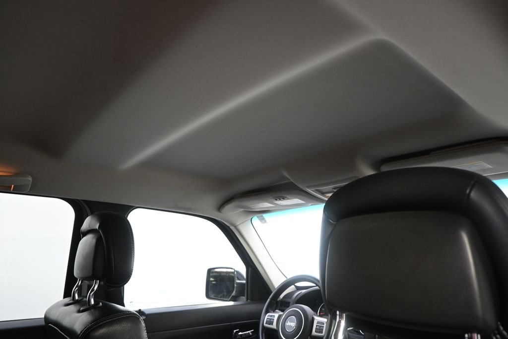 Used 2012 True Blue Pearl Jeep Limited Jet Edition image 15