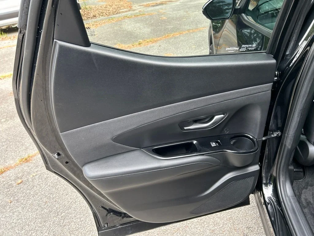 Used 2023 Black Hyundai Limited image 28