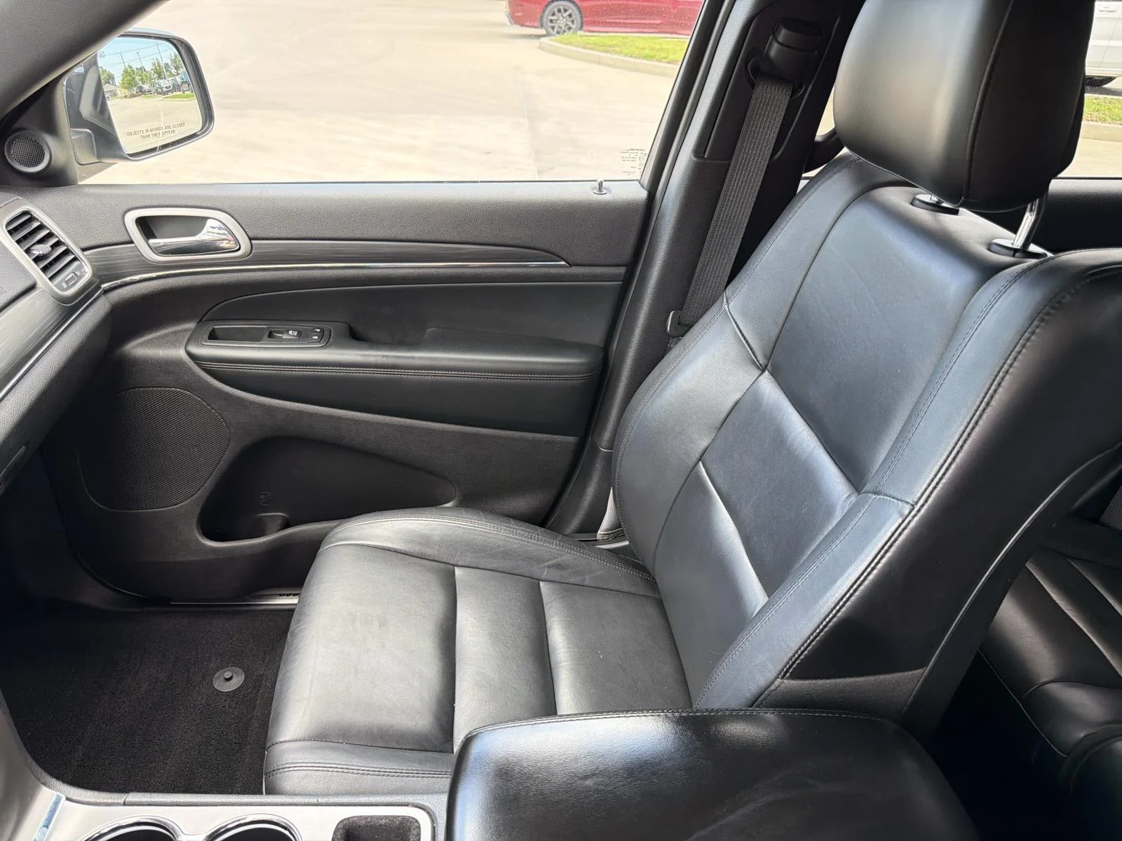 Used 2020 Black Jeep Limited 4x2 image 16