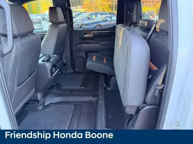 Used 2025 White GMC AT4 image 40