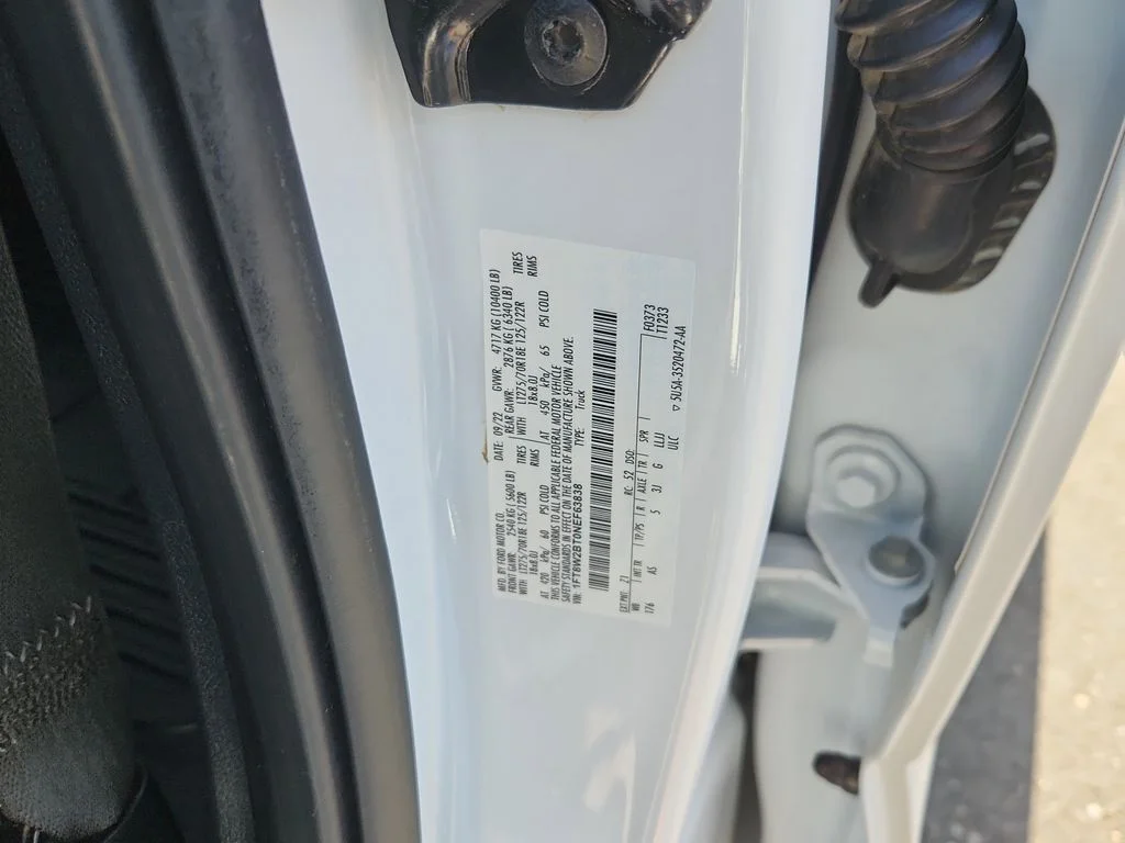 Used 2022 White Ford XL image 18