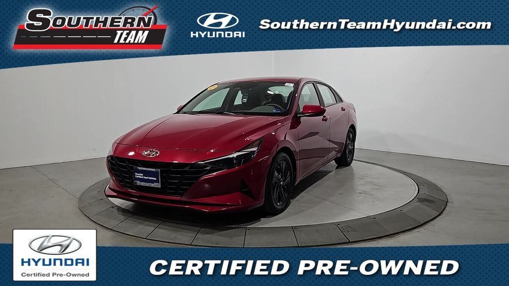 Certified Used 2022 Red Hyundai SEL image 1