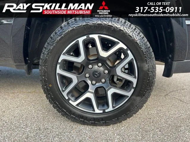 Used 2025 Black Ram Laramie image 9