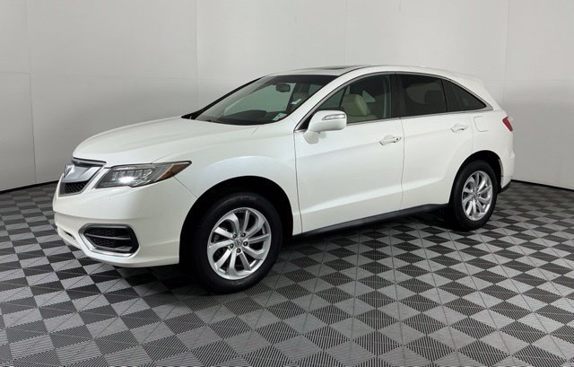 Used 2017 White Diamond Pearl Acura  image 4