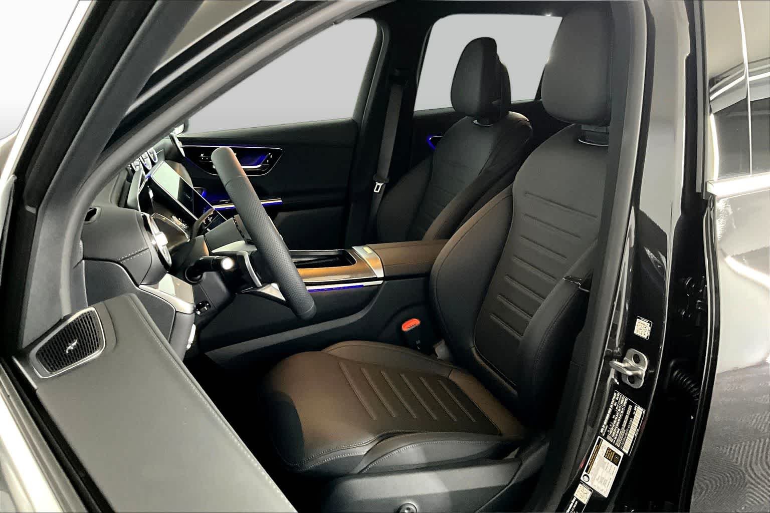 New 2026 Graphite Grey Metallic Mercedes-Benz GLC 300 image 14