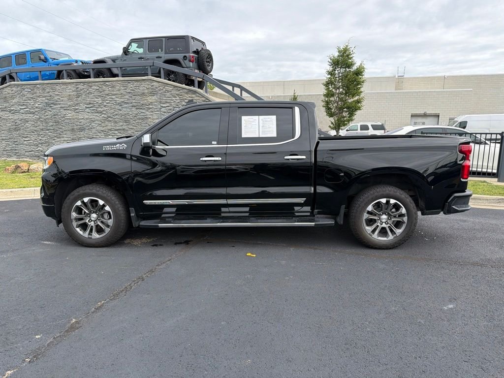 Used 2024 Black Chevrolet High Country image 4