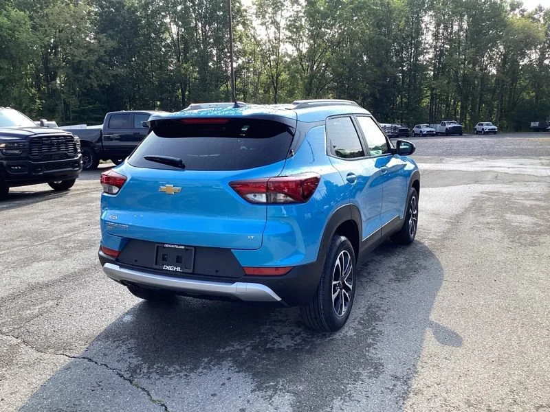 New 2026 Marina Blue Metallic Chevrolet LT image 7