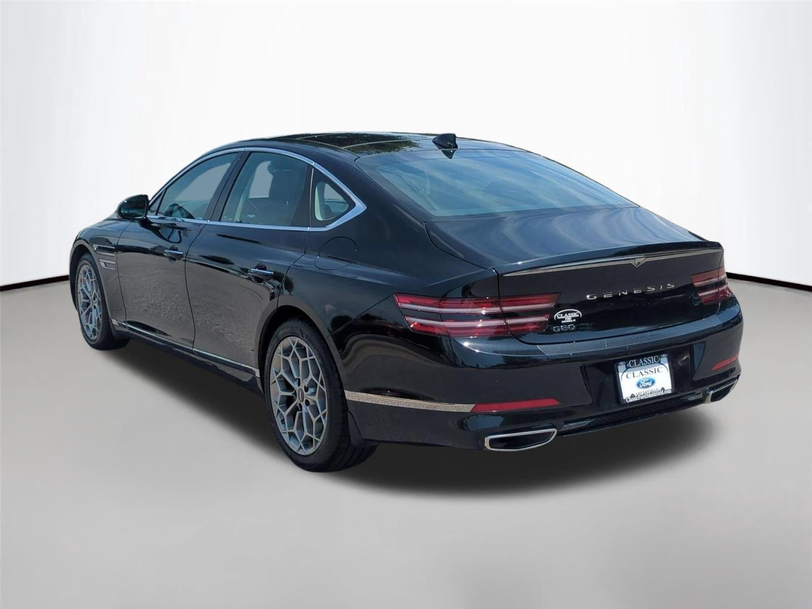 Used 2022 Vik Black Genesis 2.5T image 3