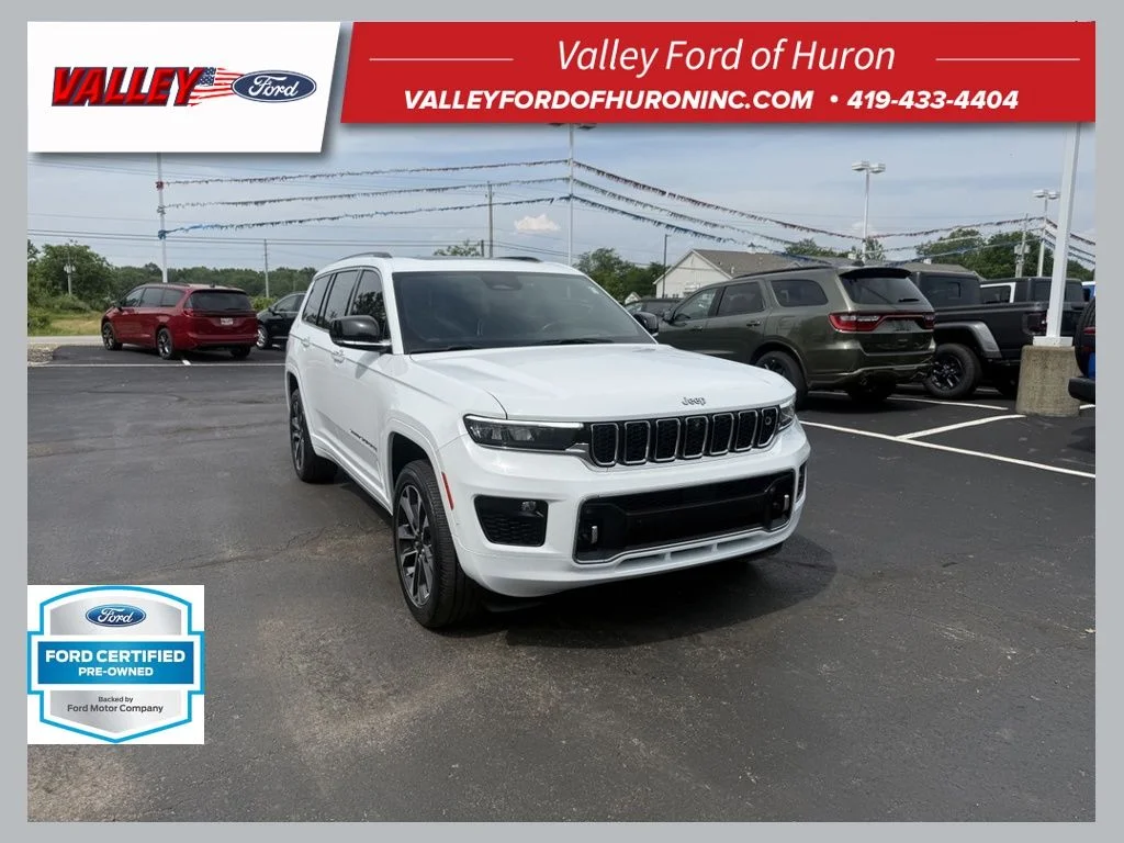 Certified Used 2021 White/off-white Jeep Overland image 1