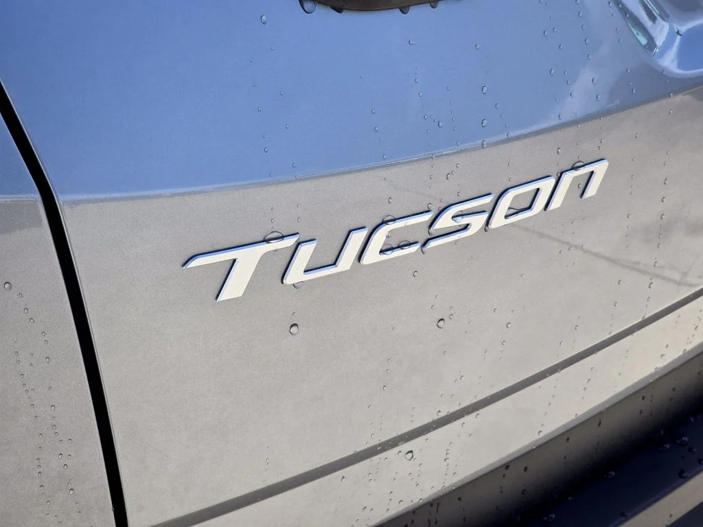 Used 2026 Silver Hyundai SEL image 6