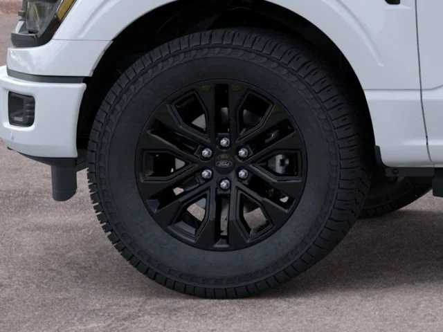 New 2026 Oxford White Ford XLT image 19