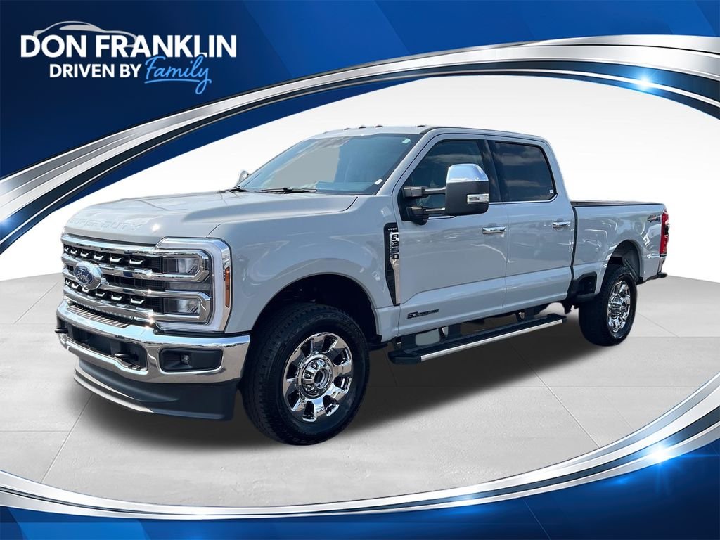 Used 2025 White Ford Lariat image 1