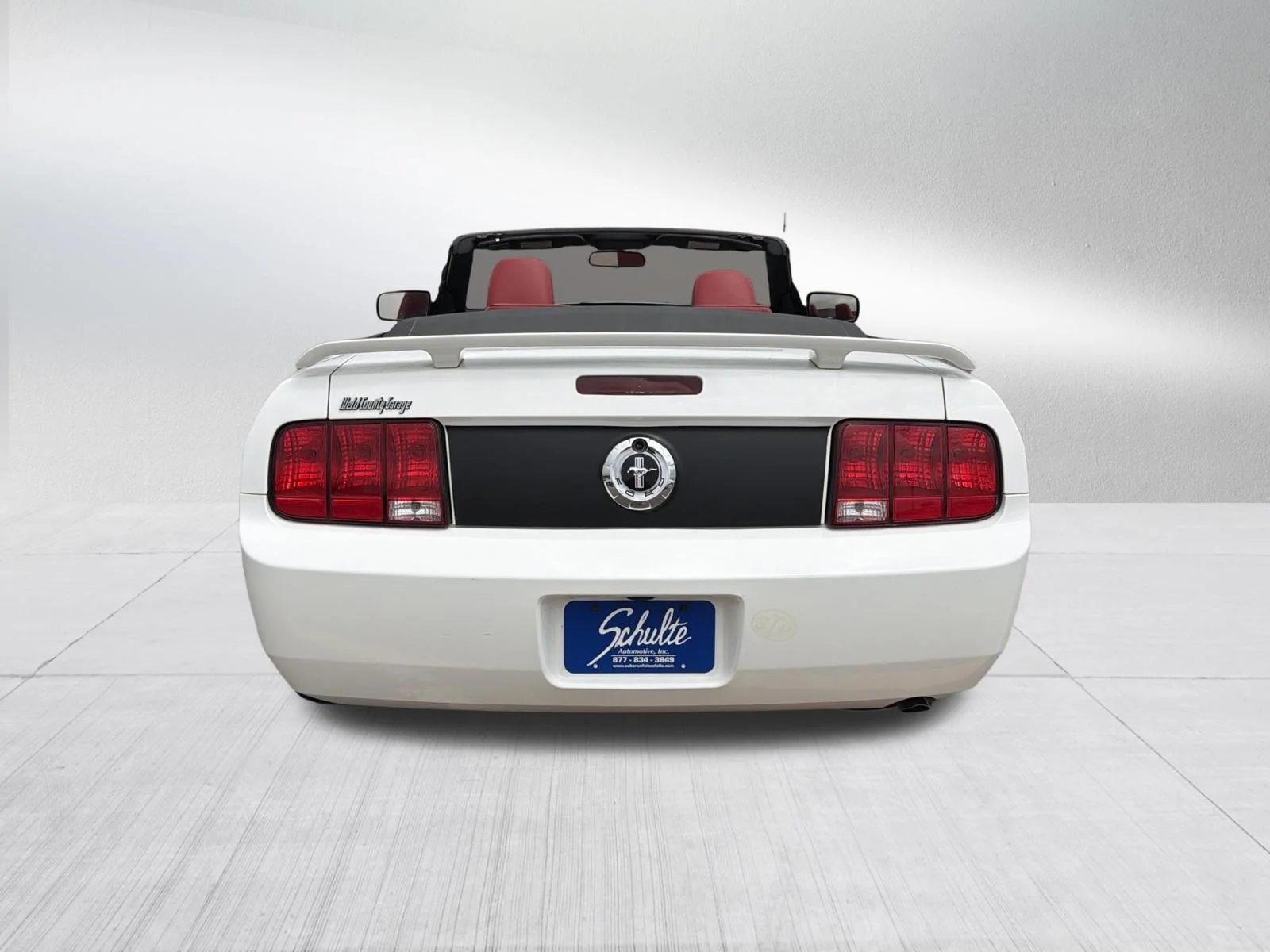 Used 2006 White Ford Standard image 7